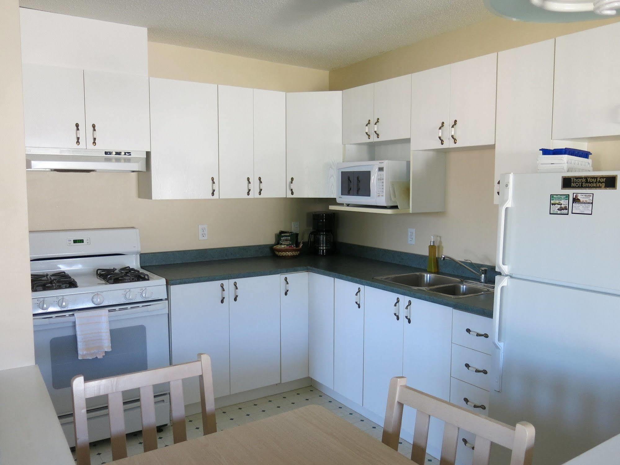Shemron Suites Hotel Deep River ภายนอก รูปภาพ